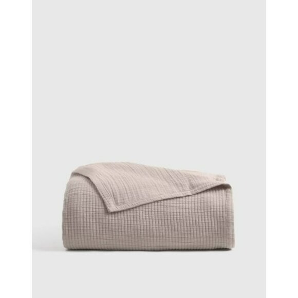 NWT Quince King Size Organic Ribbed Cotton Coverlet – Sand, No Dust Bag/Shams - Picture 1 of 4